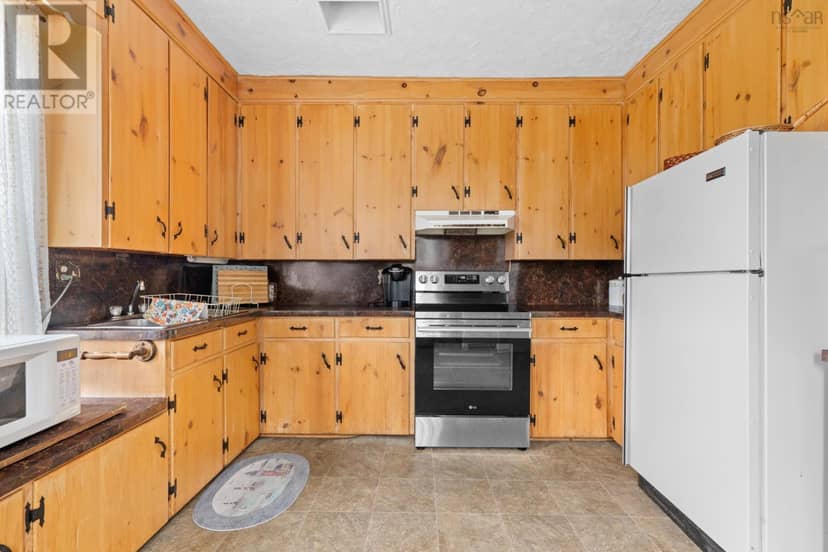 3257 Highway 3 — photo 35 of 40