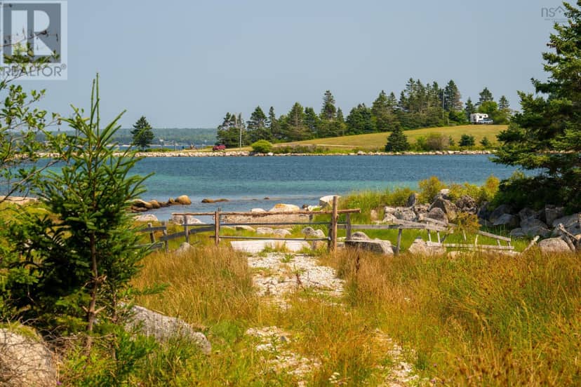 3257 Highway 3 — photo 17 of 40