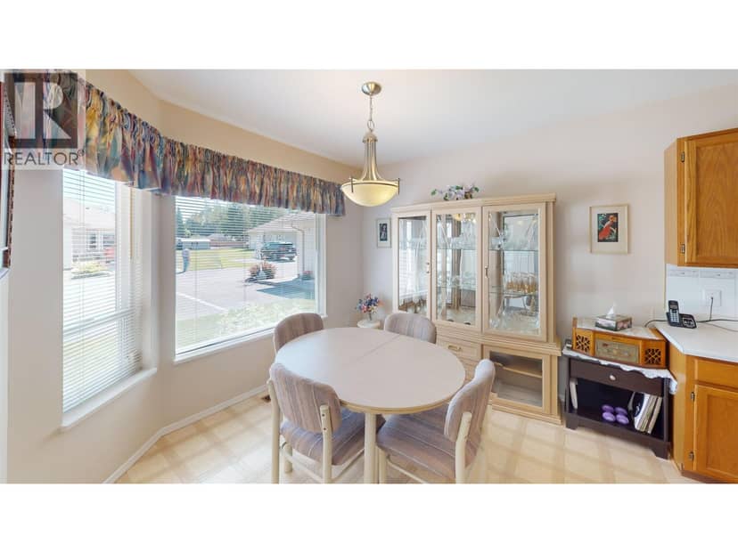 7 490 LEWIS DRIVE, Quesnel, photo 4
