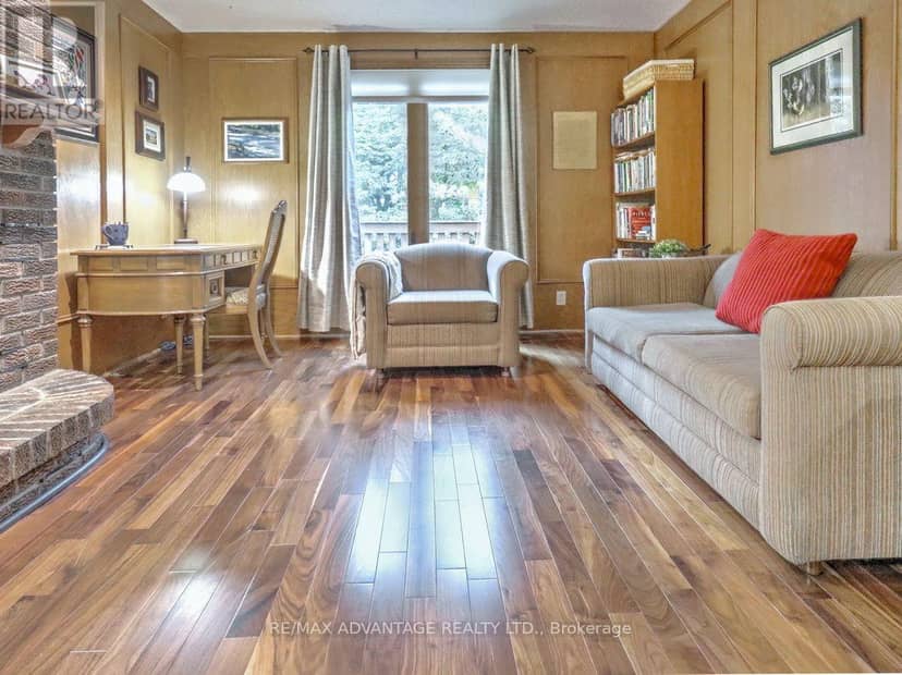 264 Suffolk Place — photo 13 of 40
