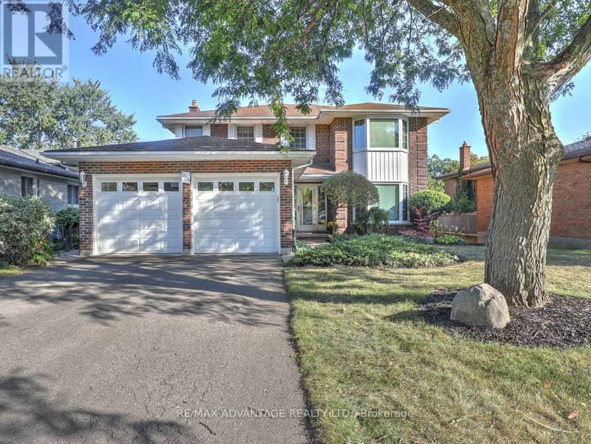 264 Suffolk Place — photo 2 of 40