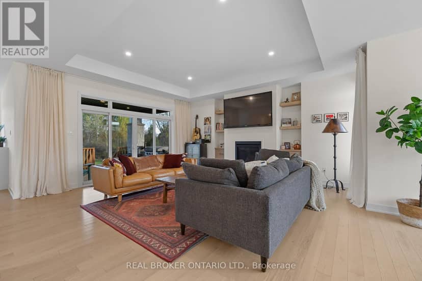 119 Ernest Way — photo 9 of 38