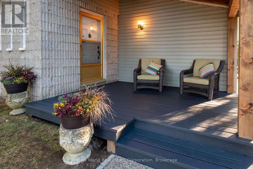 19 Front Street — photo 10 of 40
