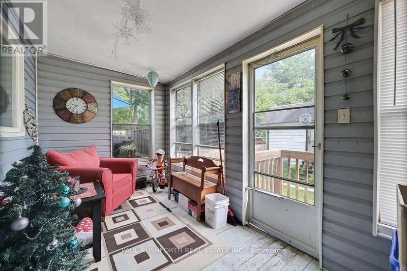 65 Hickory Street — photo 18 of 35