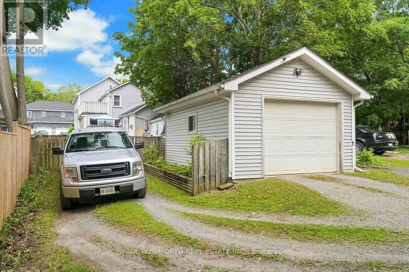 65 Hickory Street — photo 21 of 35