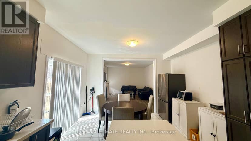 258 Warden Street — photo 18 of 33