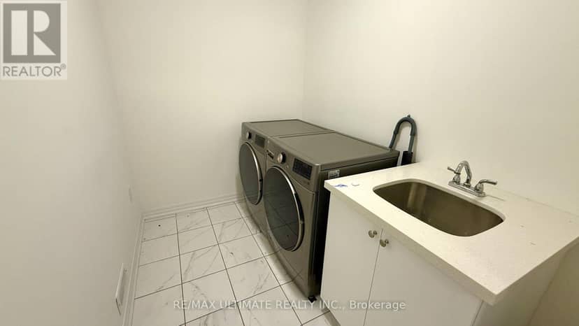 258 Warden Street — photo 24 of 33