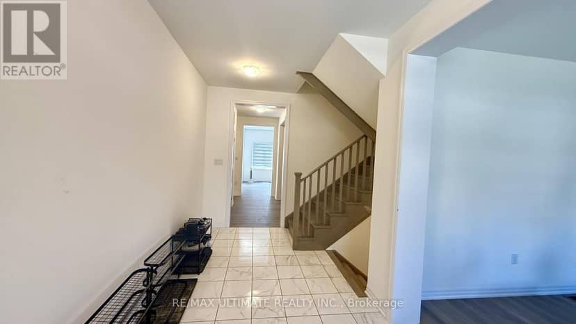 258 Warden Street, Clearview, photo 3
