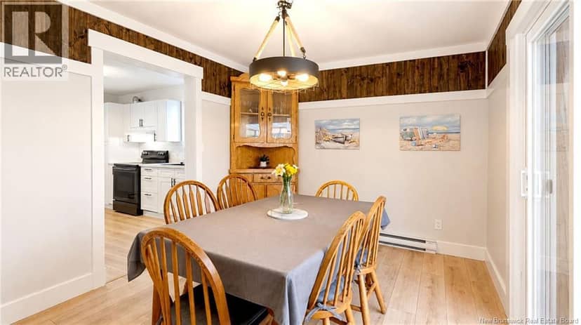 228 Du Pêcheur Nord Street — photo 10 of 36
