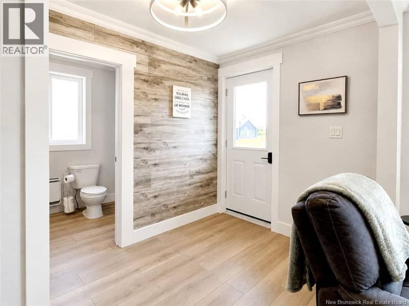 228 Du Pêcheur Nord Street — photo 14 of 36