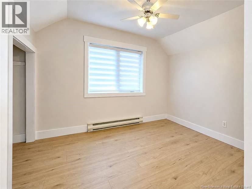 228 Du Pêcheur Nord Street — photo 27 of 36