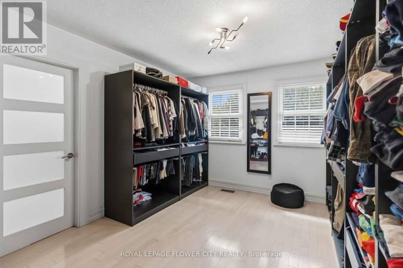 18 Pleasant Valley Place — photo 15 of 29