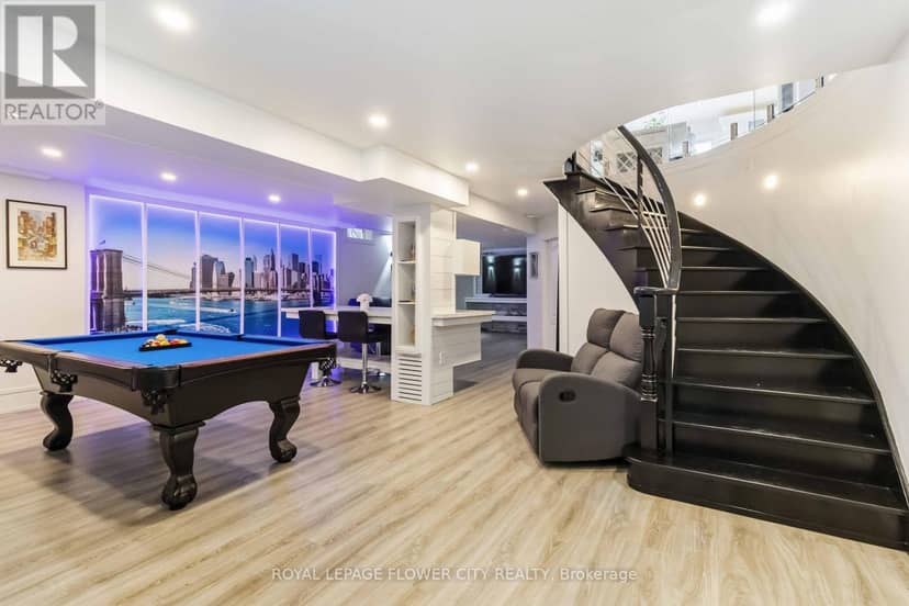 18 Pleasant Valley Place — photo 25 of 29