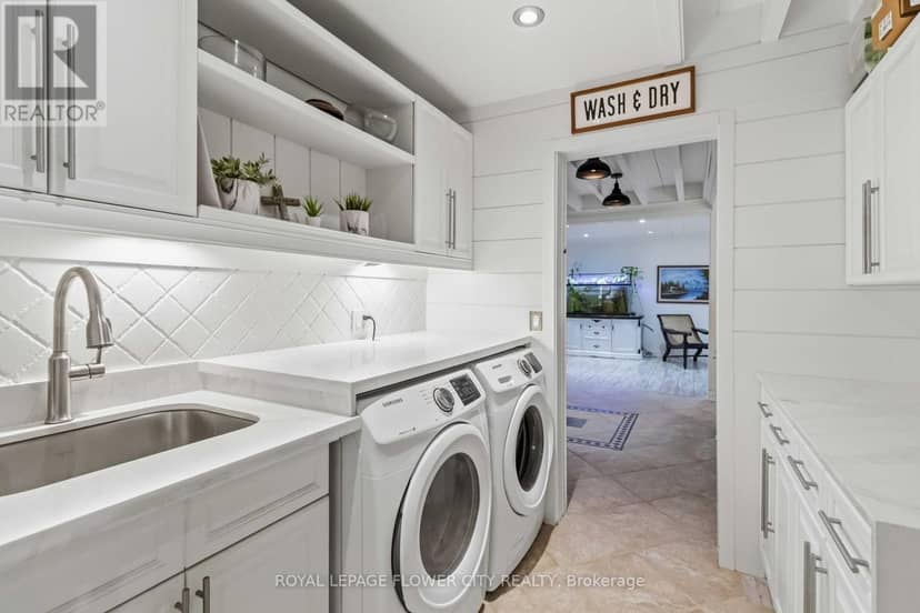 18 Pleasant Valley Place — photo 27 of 29