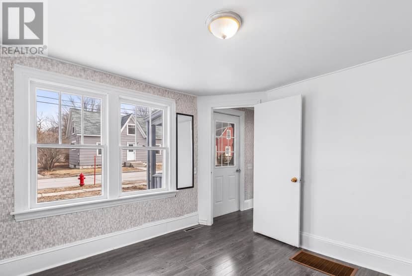 166 Harvard Street — photo 11 of 24