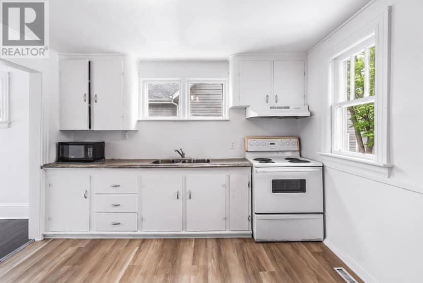 166 Harvard Street — photo 7 of 24