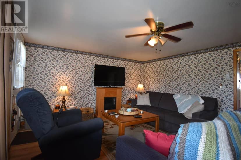 4540 Highway 2, Upper Economy, photo 7