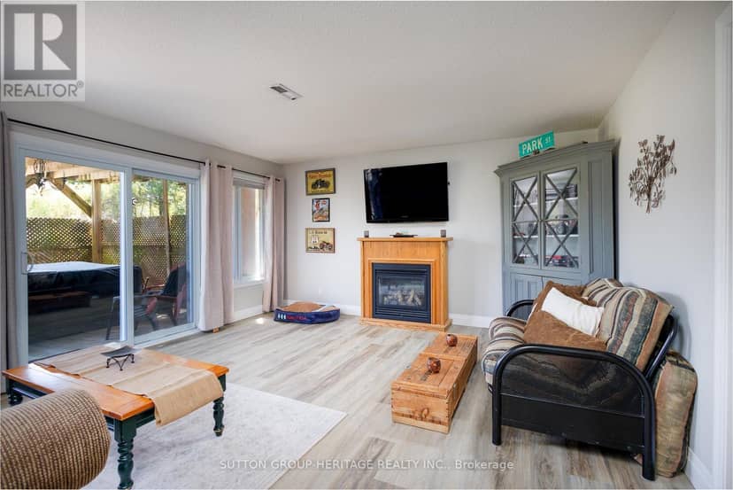 119 Spring Street — photo 26 of 31