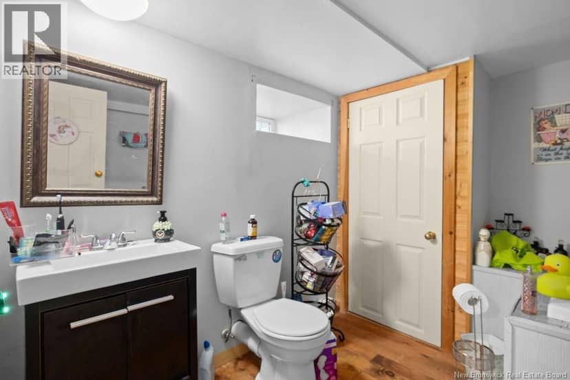 929-931 Amirault Street — photo 32 of 40