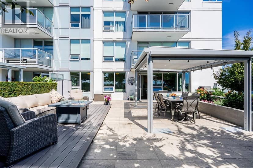 610 988 QUAYSIDE DRIVE, New Westminster, photo 2