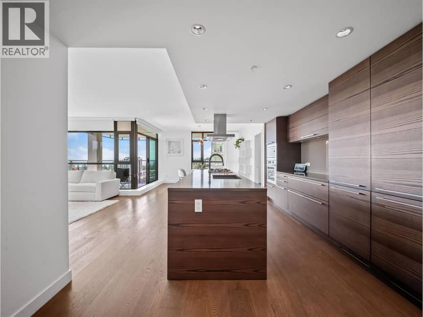 1701 5782 BERTON AVENUE, Vancouver, photo 2