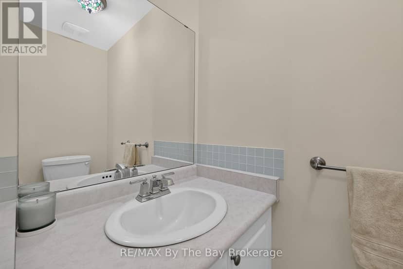 105 Meadow Lane — photo 13 of 27