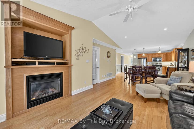 105 Meadow Lane — photo 17 of 27