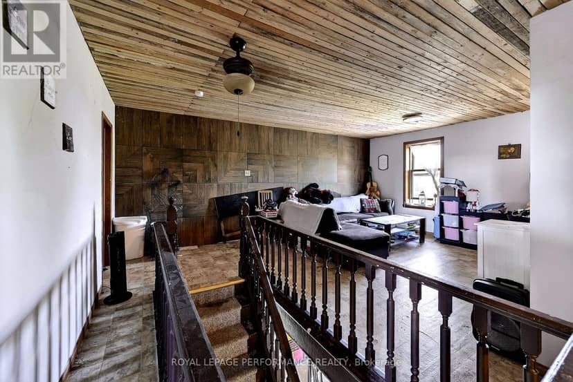 5019 County Road 34 N — photo 18 of 33