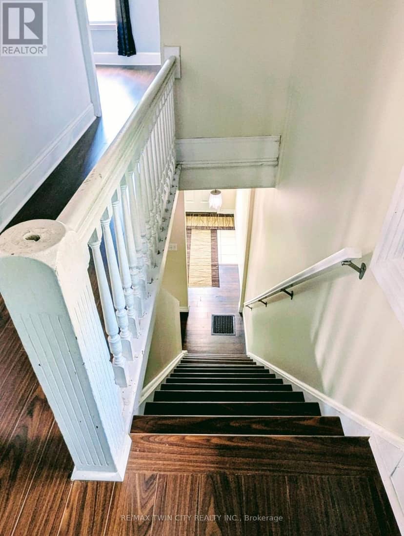 81 Grey Street — photo 15 of 30