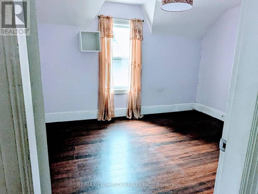 81 Grey Street — photo 20 of 30