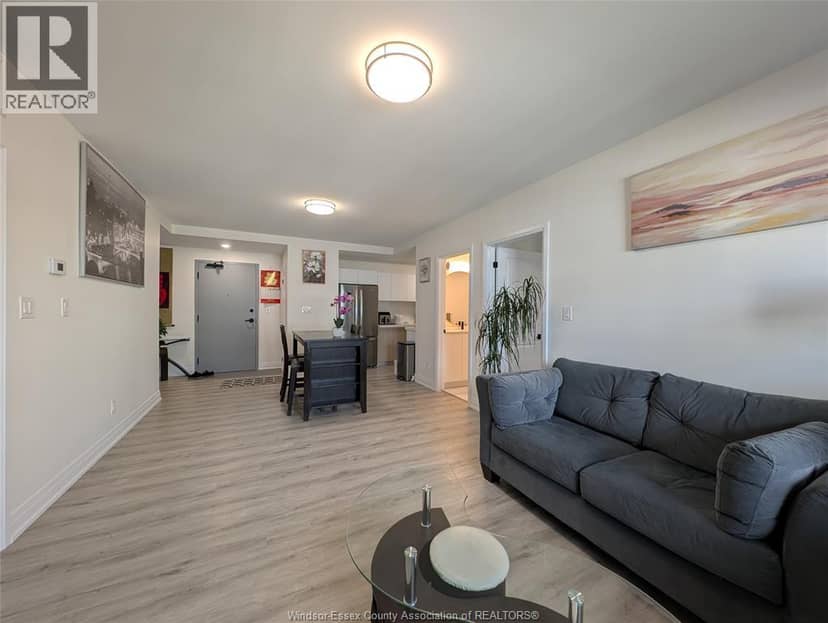 3340 STELLA CRESCENT Unit# 520 — photo 4 of 18