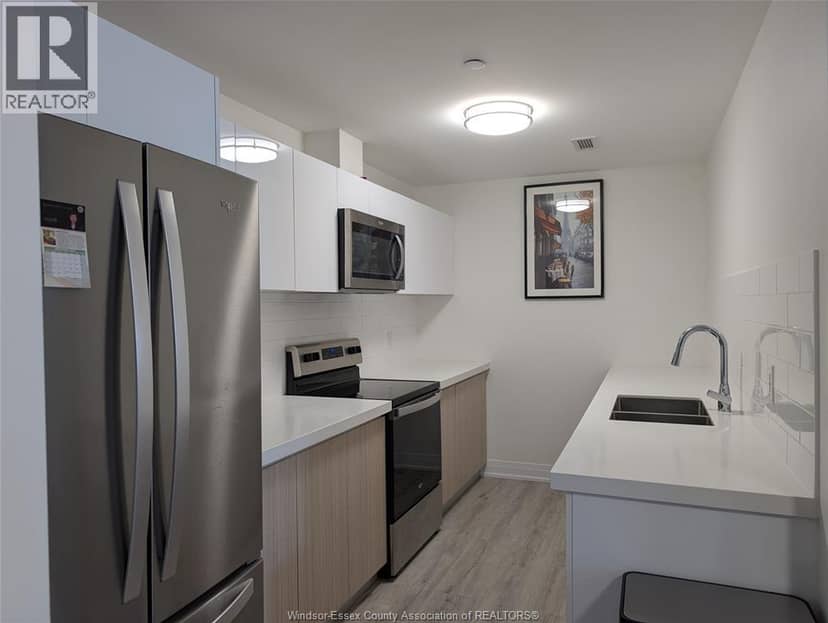 3340 STELLA CRESCENT Unit# 520 — photo 7 of 18