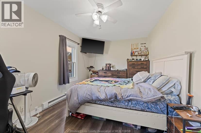 1564 Langlois Avenue — photo 12 of 40