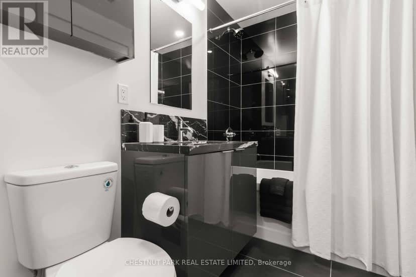 201 - 121 St Patrick Street — photo 16 of 23