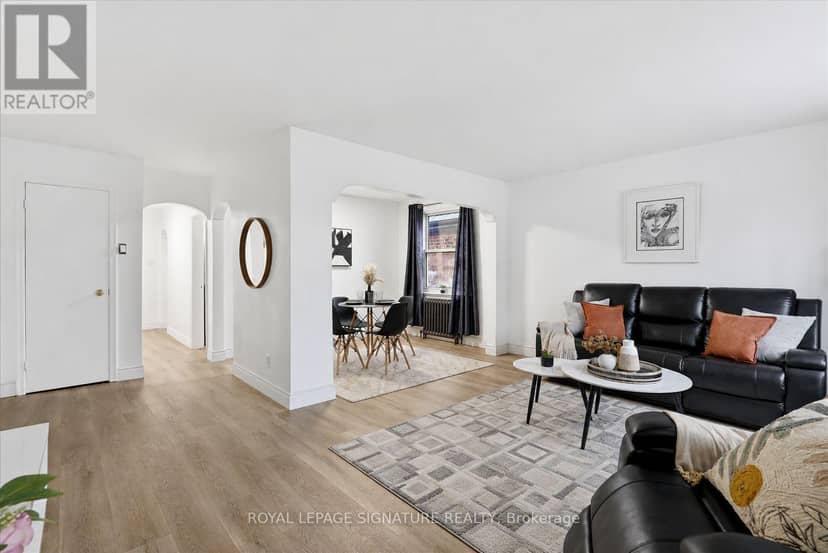 2479 Queen Street E, Toronto, photo 7