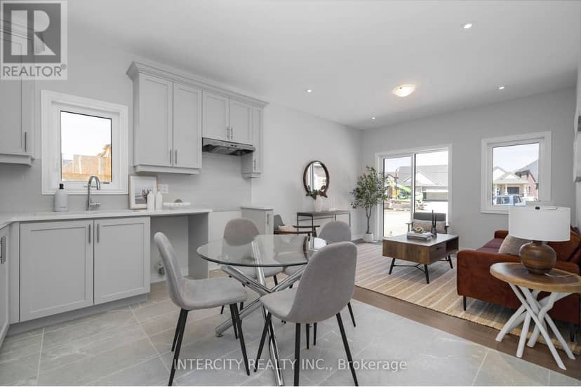 TH 26 - Blk 6 Sunbird Way — photo 12 of 40