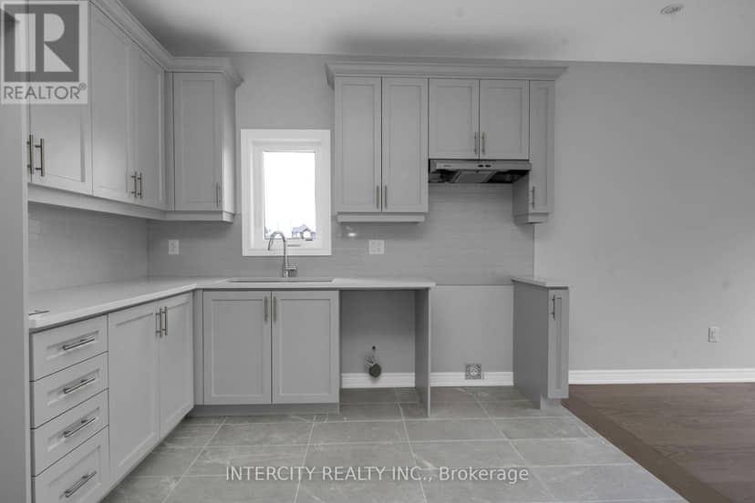 TH 26 - Blk 6 Sunbird Way — photo 18 of 40