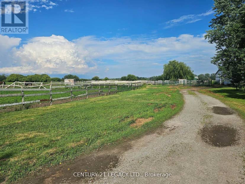2569 Bertie Road — photo 3 of 10