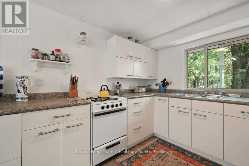 46 Huckleberry Island — photo 18 of 38
