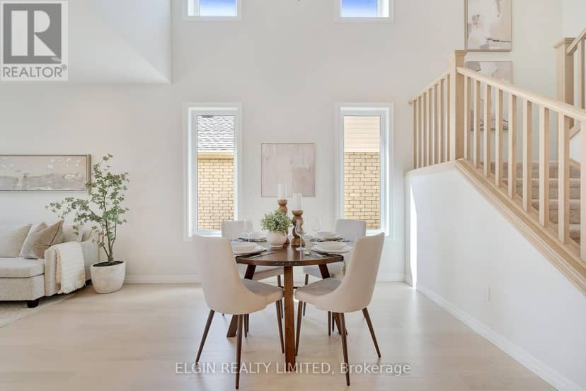 75 Hemlock Crescent — photo 12 of 39