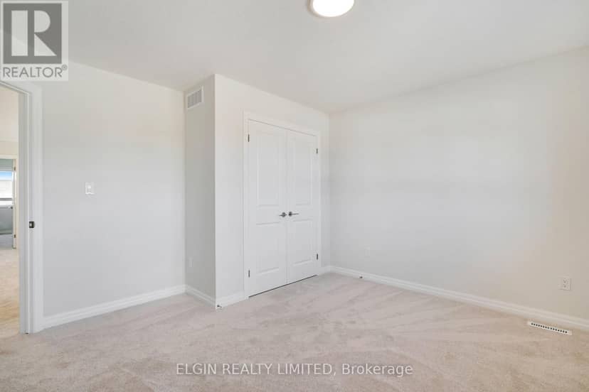 75 Hemlock Crescent — photo 30 of 39