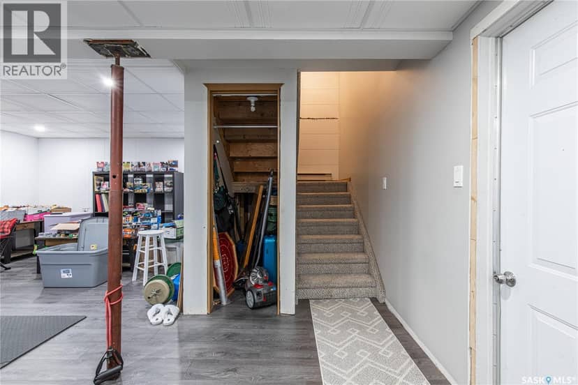25 Alice CRESCENT — photo 28 of 40
