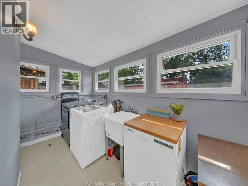 489 McKay Avenue — photo 21 of 40