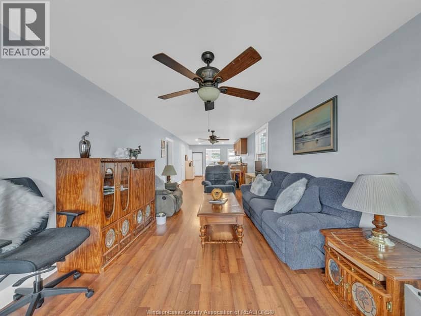 489 McKay Avenue — photo 10 of 40