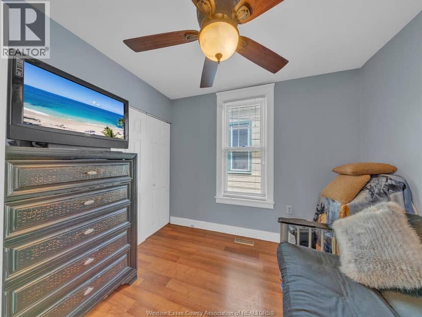489 McKay Avenue — photo 27 of 40