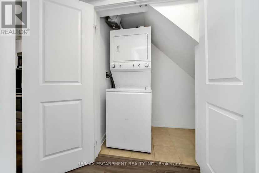 29 - 869 Wilson Avenue — photo 20 of 21