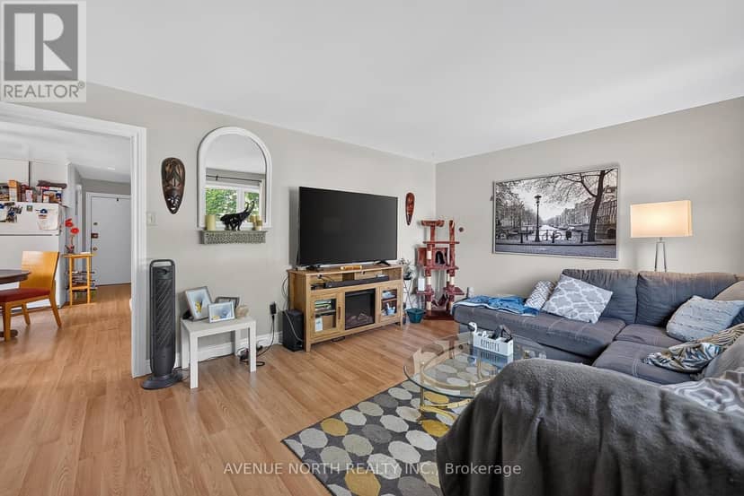 734 De L'eglise Street — photo 11 of 38