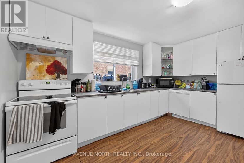 734 De L'eglise Street — photo 31 of 38
