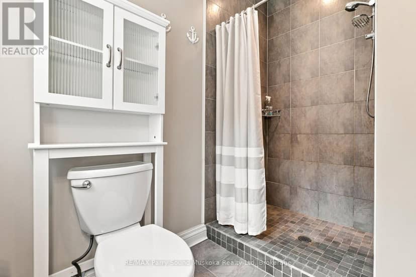 9 Desmasdons Road — photo 18 of 40