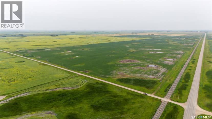 1,033 Acres - Frobisher - Rm's 3 & 4 — photo 9 of 40
